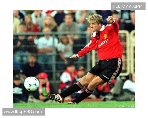 零是哪个足球明星揭秘他在赛场上的传奇故事与成就 零是哪个足球明星揭秘他在赛场上的传奇故事与成就