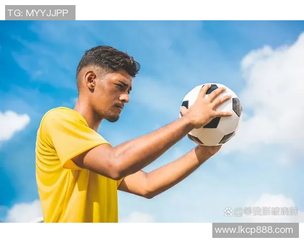 全球足球巨星风采展现与成就回顾全景介绍